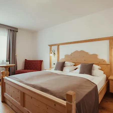 Villa Flora Mountain Lodges-3